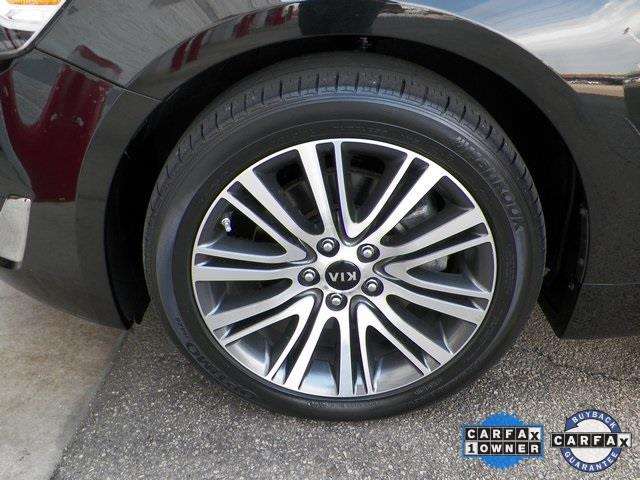 2014 Kia Cadenza Premium 4dr Sedan